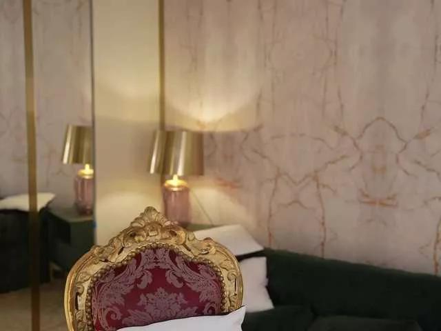 Anabelka054 on BongaCams 