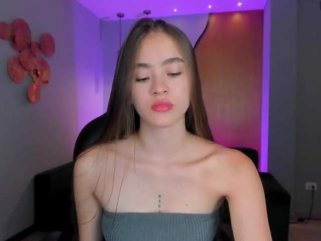 MaiaCollins1 on BongaCams 