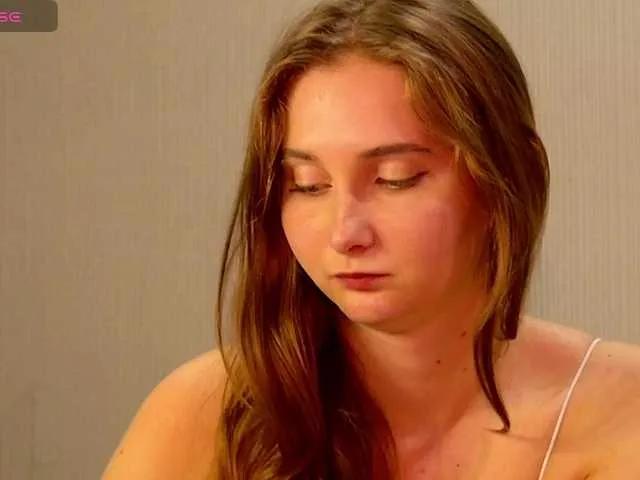 PeachGirl on BongaCams