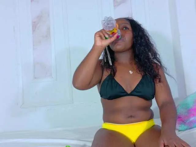 sweet-8 — I get turned on when someone looks at me with desire, when the conversation starts calmly and gradually gets hotter. I like to dominate and be dominated.