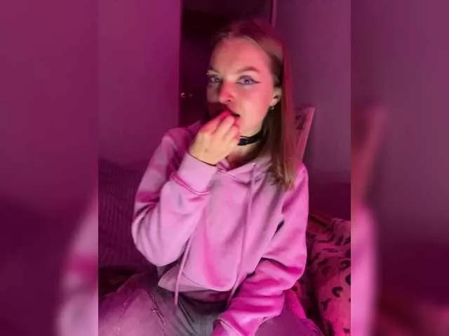 ThatTripPink3 on BongaCams 