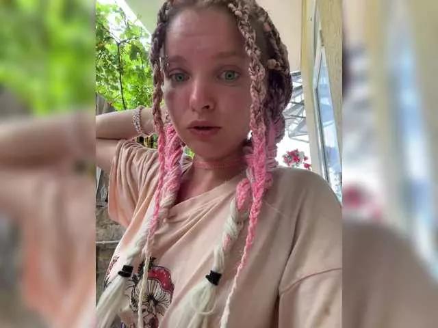 ThatTripPink3 on BongaCams 