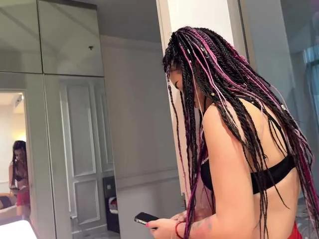 Travel-Couple on BongaCams