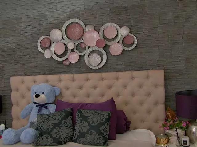 VannyFoxx on BongaCams 