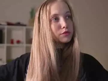 appr0ved — be happy!   Goal: show what s under my t shirt [89 left]  Epic Goal: handbra massage  [1292 left]  #blonde #natural #young #skinny #teen