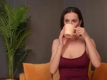 calliadesigner on Chaturbate 