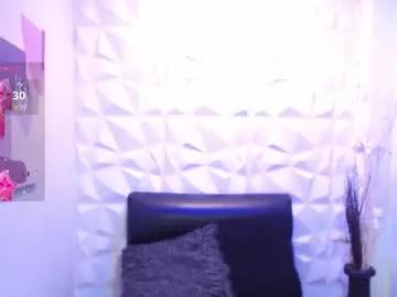 david_925_ — GOAL: Naked, kisses and flex [80 tokens remaining] WelCUM guys!Tip menu is active /tipmenu to see it #latino #bbc #feet #bigdick #18