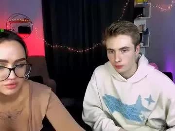 david_sunny — GOAL: expose one's breasts [137 tokens remaining] Welcome to my room! #teen #shy #18 #abs #slave