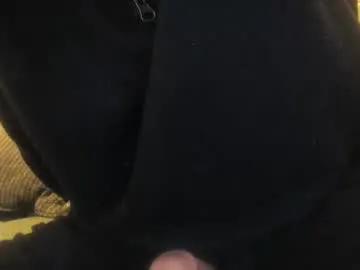 deeznutz343 on Chaturbate