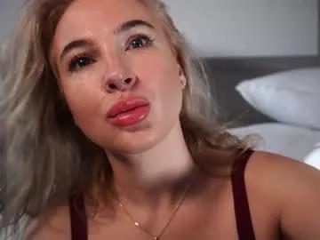 eseniyalove on Chaturbate 