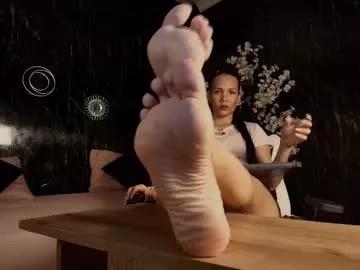 feetbynic on Chaturbate 