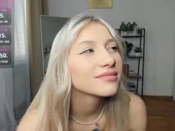 glossybabe_ — happy Friday ! wish me luck ? lovense work ? ... call me Cherry :) #18 #bigboobs #new #blonde #teen [10 tokens remaining]