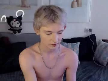 kessy_white on Chaturbate