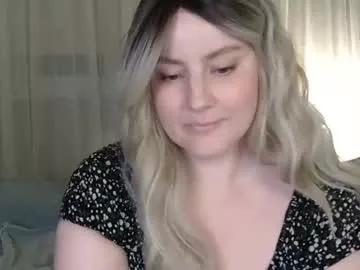 mathilde_solveig on Chaturbate