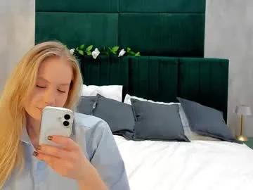 melanie_ryer — Free my tittes [333 tokens left] Hello everyone, my name is Melanie!PVT OPEN #shy  #blonde #18 #feet #ass