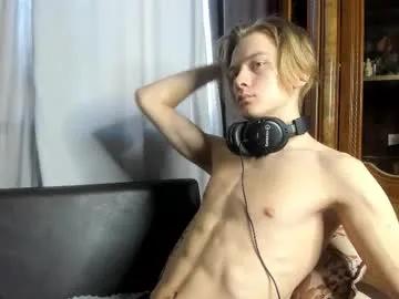 milkiwy — Jerk for 8 min #young #18 #muscle  #uncut [700 tokens remaining]