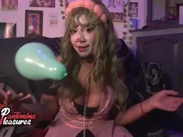 nyxpantomime — Welcome, im Nyx! Drink and fun today in the circus!! - Goal: Full naked BlowJob [200 tokens left] #ebony #hairyarmpit #tease #chubby #natural