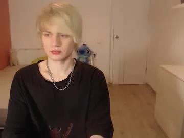 oliver_sweet_ — GOAL: cum cum cum [2285 tokens remaining] Welcome to my room! #21 #teen #young #smoke #twink