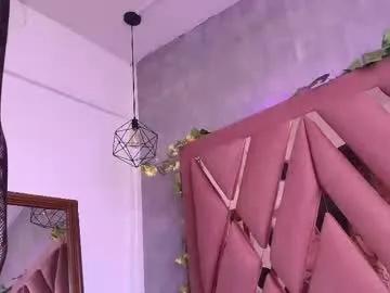 viollettaa_ — GOAL: footjob+ lot of saliva [105 tokens remaining] Please make me moan with your vibes #pantyhose #boots #feet #glasses #saliva