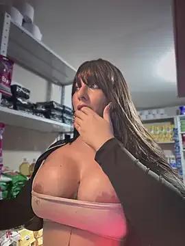 AlanaRouss — take off my shirt