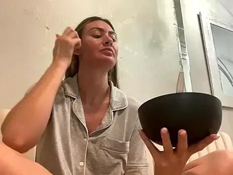 Alyssa_rhoades — Shave pussy