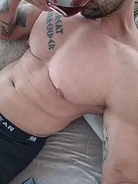 badbrown on StripChat 