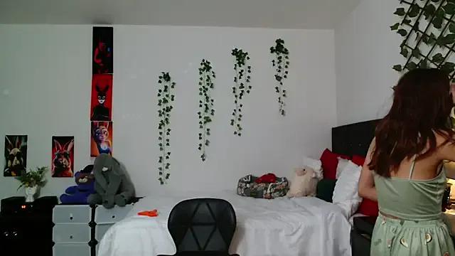 Dama_Scarlata18 on StripChat 