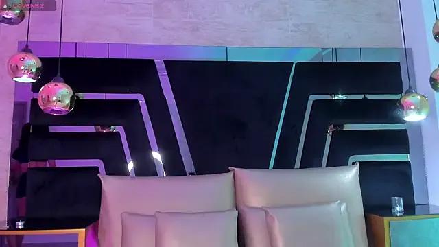 DaraBeckett on StripChat 