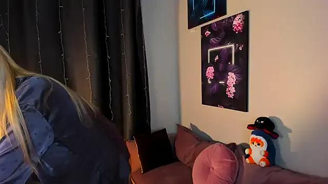 desperate_ramona — Undress my bra