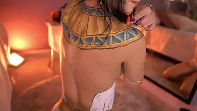 ElleDiane on StripChat 