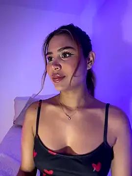 HaileyBaldwin — Hello again