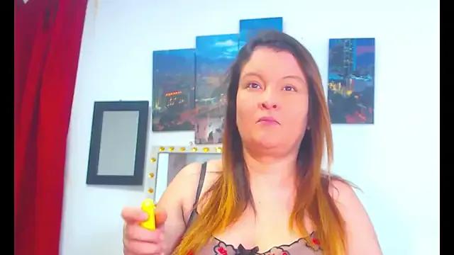 I_AM_JULIETA_SQUIRTS — show my big juice pussy here for