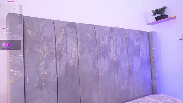 lara_giraldo on StripChat 