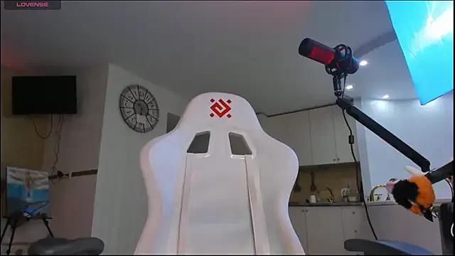 lolly_red_ on StripChat 