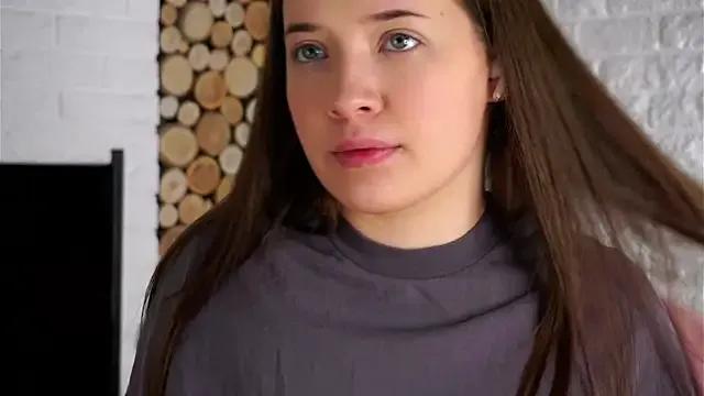 LowOncoming on StripChat 