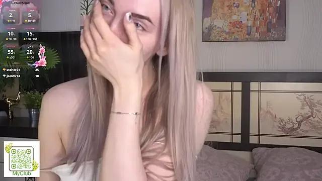 MaeEversley on StripChat 