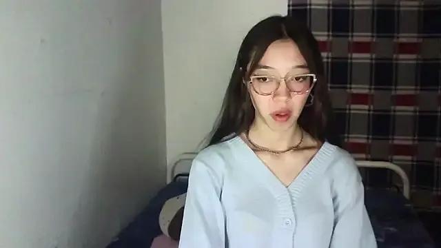 Mikha_Ela — Freechat on StripChat