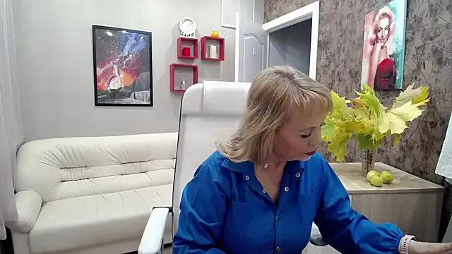 Milla_Cutie18 on StripChat 