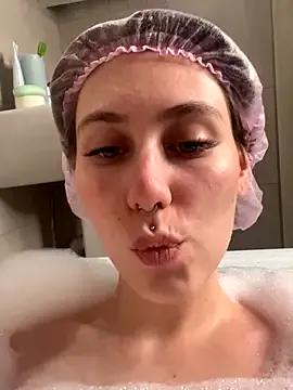 Molli_Luv on StripChat 