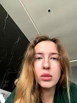 Nura_n_Sarah — TWERK ON EACH OTHER