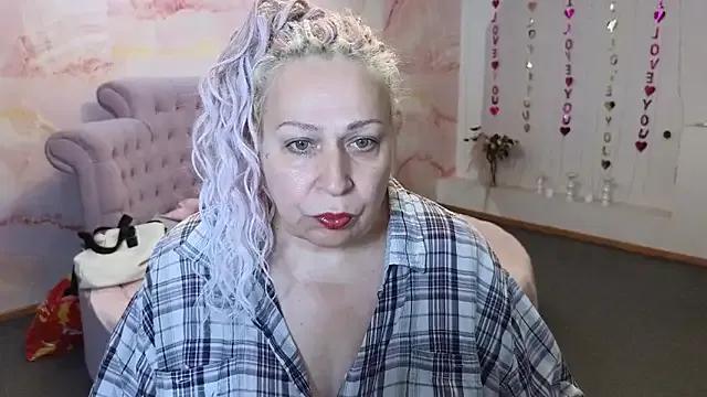 Penelope_Pinky on StripChat 