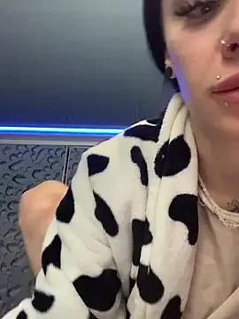 Queen_of_pain on StripChat 