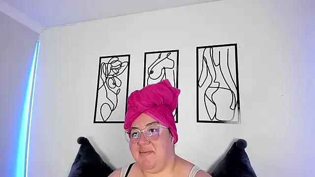 RubyPirsso18 — OIL ON  MY BELLY