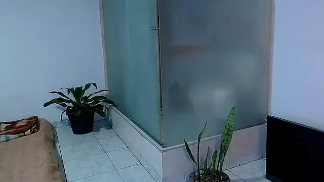 saara_johnson496 on StripChat 