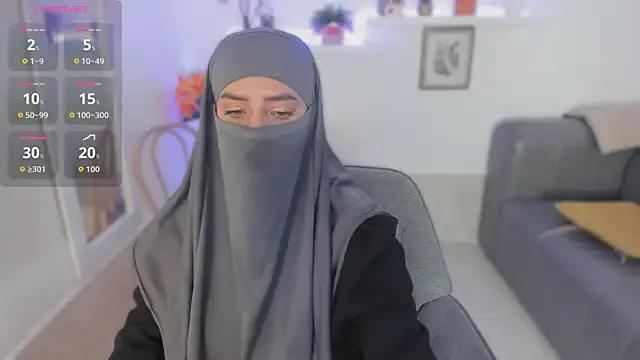 salma_arabicc — Show my ass in a thong, move it slow