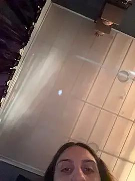 sarah_honey__ on StripChat 