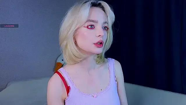 ShizukaBlanche — take off shorts