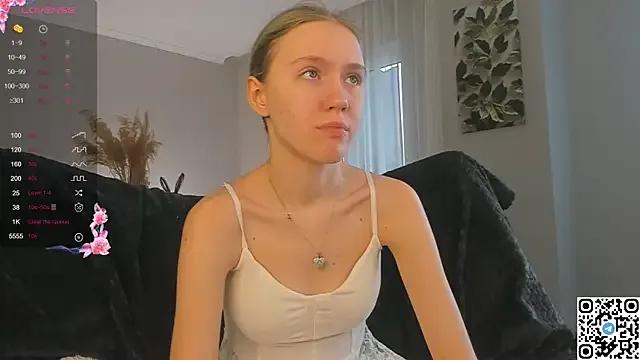 Succubelle on StripChat 