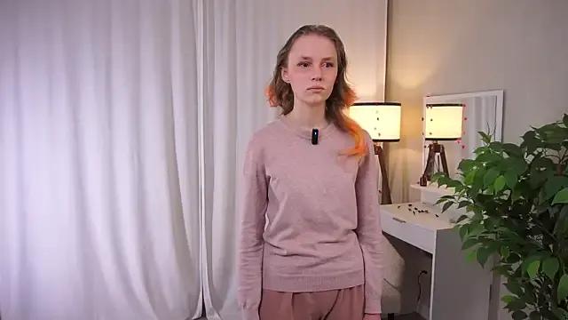 SueSasportas on StripChat 