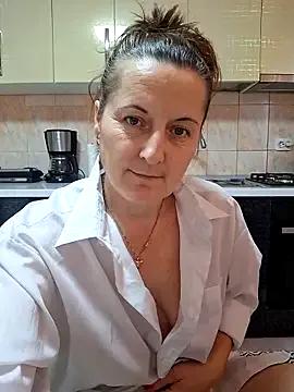 Sweet-milf- on StripChat 